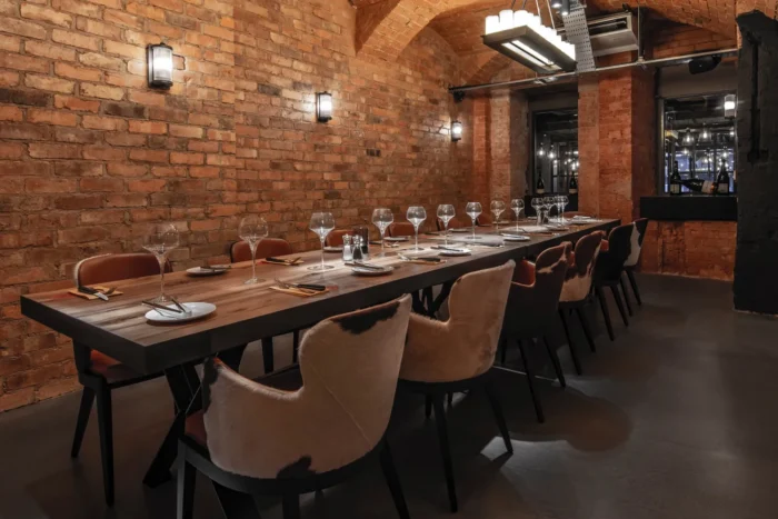 PRIVATE DINING ROOM<br />(VAULT TWO)