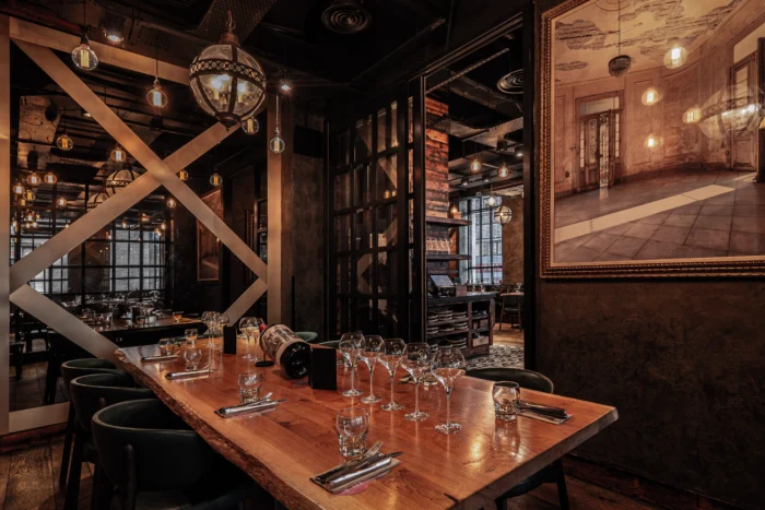 PRIVATE DINING ROOM