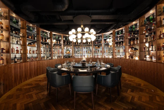SEMI-PRIVATE DINING ROOM